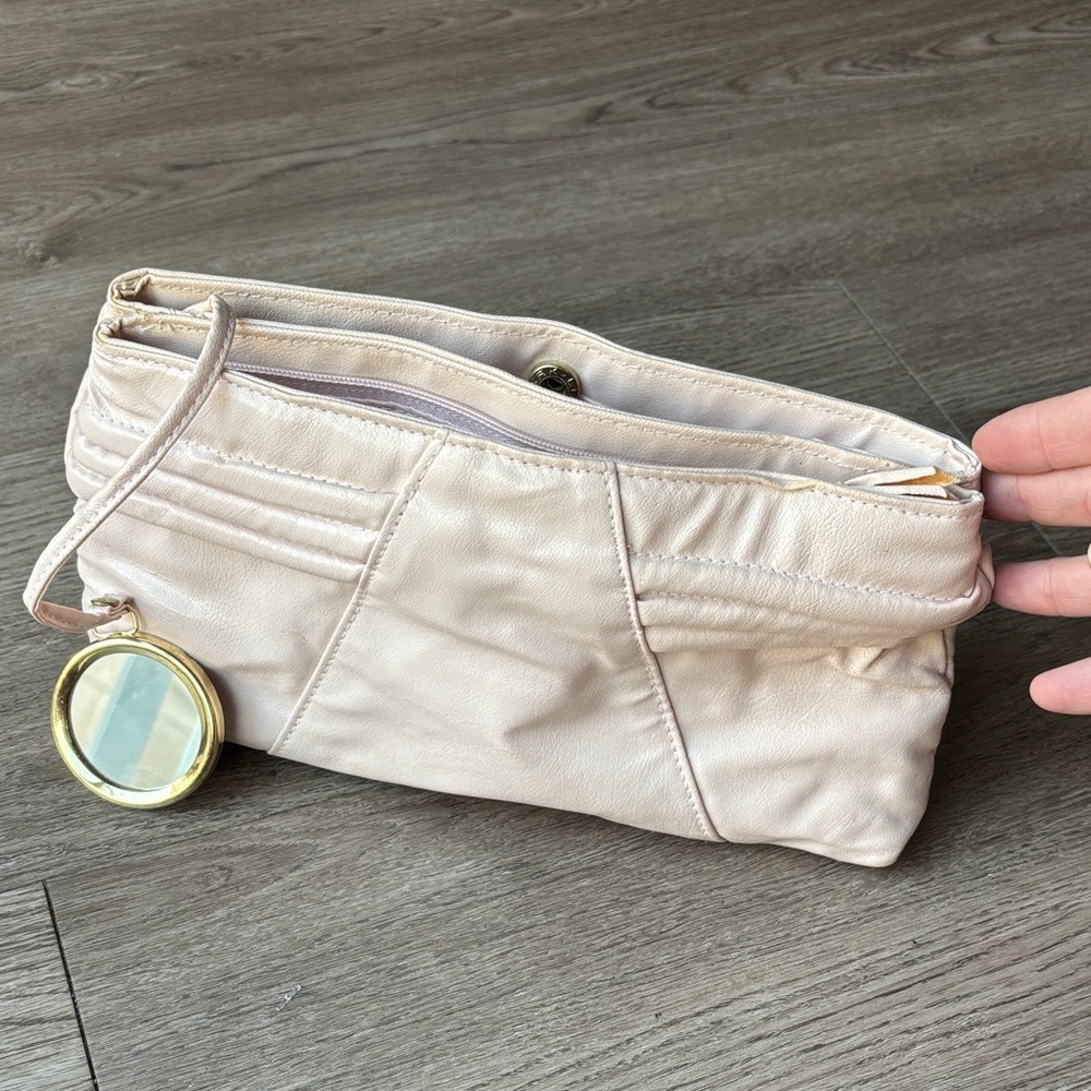 Vintage 80s Mark Lifey Women’s Barely Pink Padded Faux Leather Wristlet Clutch